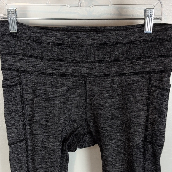 Athleta Ankle Length Leggings - Picture 2 of 11